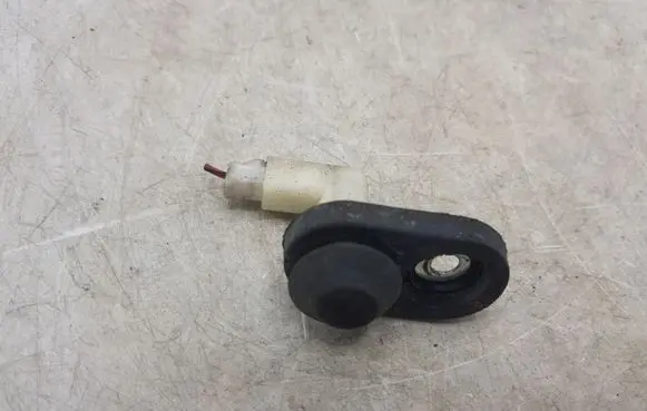 Toyota Avensis T220 Front door sensor coupe NOCODE