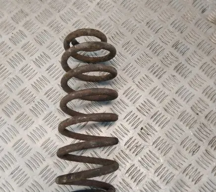 BMW 5 E39 Rear coil spring