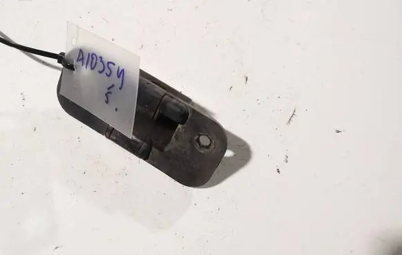 Rear door interior handle