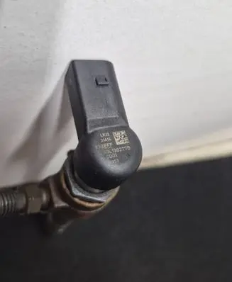 Audi A3 S3 8P Fuel injector 03L130277B