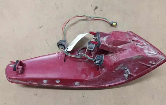 Peugeot 607 Rear/tail lights 2543D