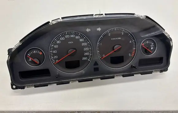 Volvo S60 Speedometer (instrument cluster) 30746102