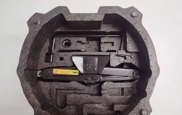 Peugeot 508 Tool set 9681838080 244497