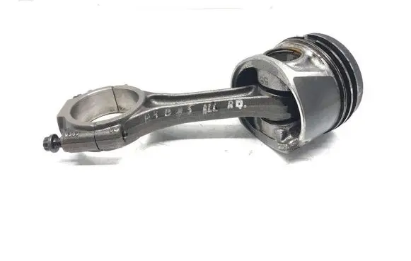 Audi A4 Allroad B8 Piston 038JV400
