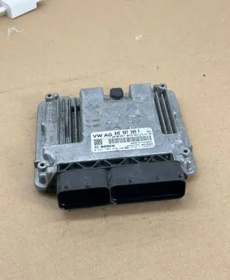 Volkswagen e-Golf Engine control unit/module 04E907309F 0261S09836