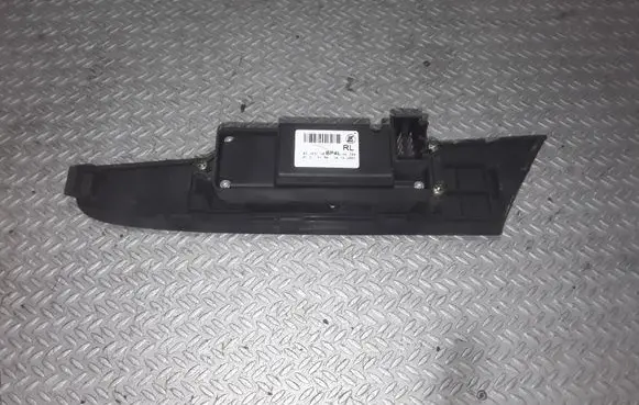 Mazda 3 I Electric window control switch 03123110BP4L66380