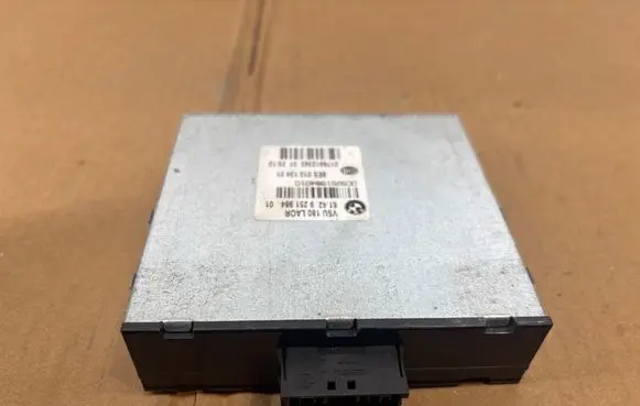 BMW 1 F20 F21 Voltage converter inverter 9251984 0178912393 8ES01013401