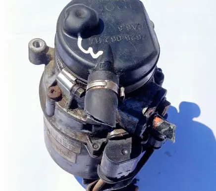 Mini One - Cooper R50 - 53 Power steering pump 7625477136 7625974136 6769961