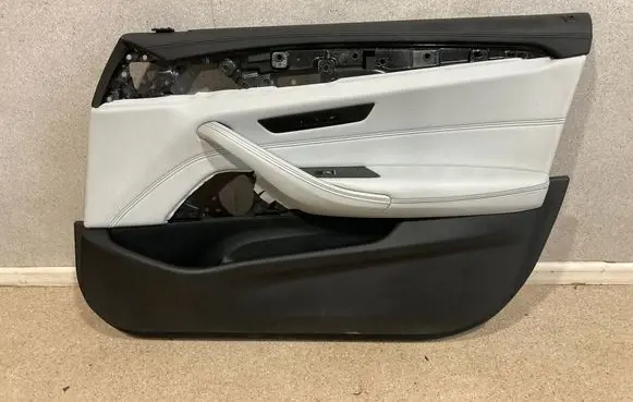 Front door card panel trim