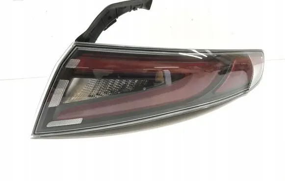 Alfa Romeo Giulia Tailgate rear/tail lights 20690212