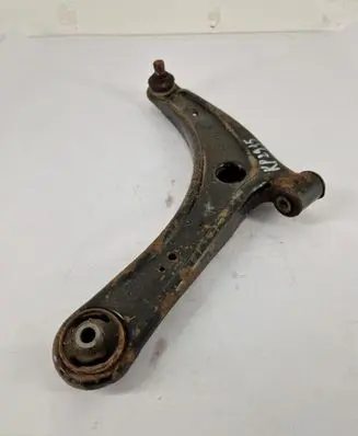 Mitsubishi Outlander Front lower control arm/wishbone 