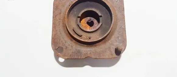 Mazda 626 Coil spring mount 