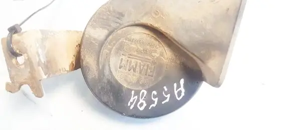 Ford Focus Horn signal e335717