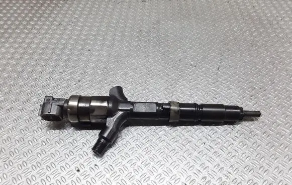 Toyota Corolla E110 Fuel injector 2367027020