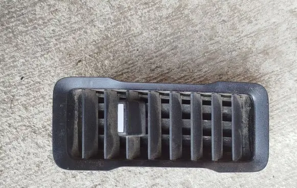 Ford Ranger Dashboard side air vent grill/cover trim ab3921045c08aaw