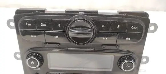Smart ForFour II W453 Radio/CD/DVD/GPS head unit A4539008807 08UAJ3D0191 VPERHF19C102AU