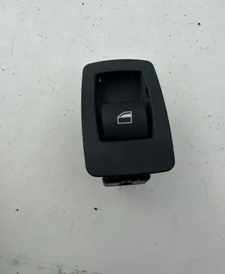 BMW 3 E92 E93 Electric window control switch 6945874 15030000 2678B