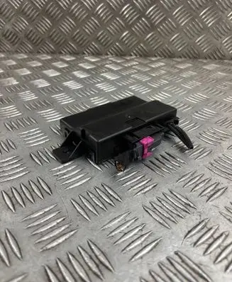 Audi A6 S6 C7 4G Gateway control module 4G5907468A