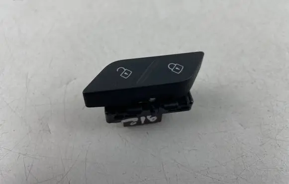 Volkswagen Golf VIII Central locking switch button 5H0962126