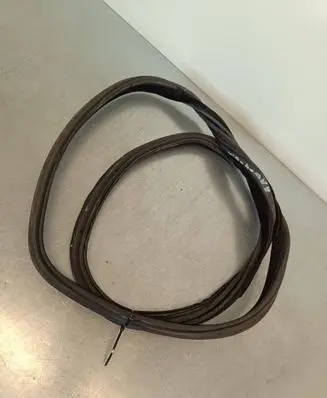 BMW 4 F36 Gran coupe Rear door rubber seal (on body) 