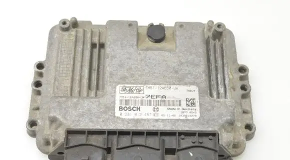 Ford Focus Engine control unit/module 7M5112A650UA