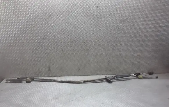 Gear shift cable linkage
