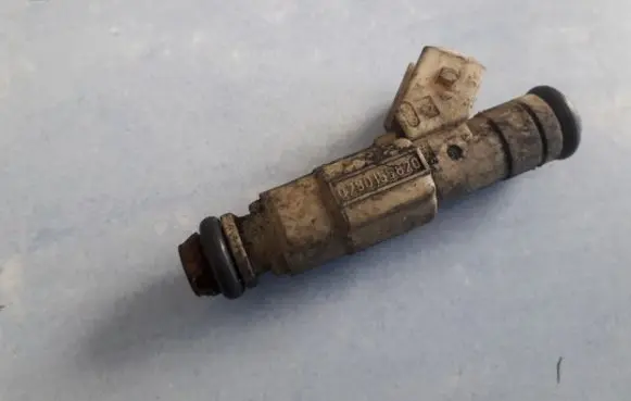 Ford Mondeo MK II Fuel injector 0280155820