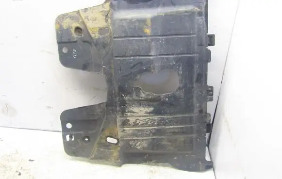 Fiat Tipo Engine splash shield/under tray 1111
