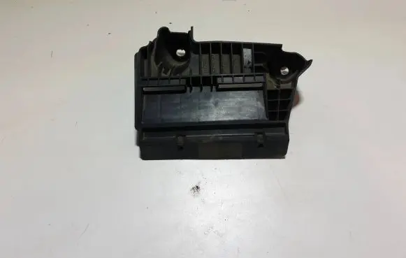 Ford Fusion II Battery tray DG9310663A 1324301
