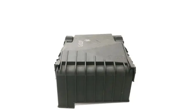 Volkswagen Golf V Fuse box cover 1K0937132F
