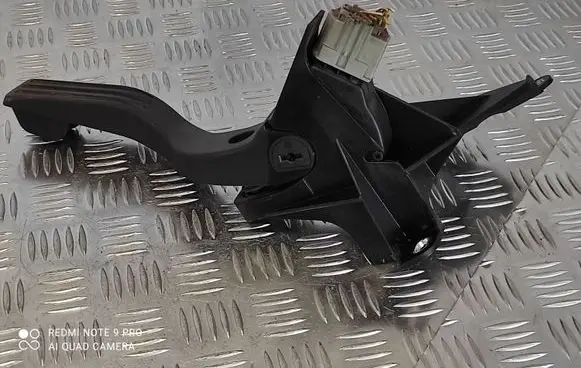 Jaguar X-Type Accelerator throttle pedal 2S719F836DA