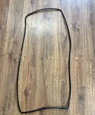 Volkswagen Transporter - Caravelle T4 Rubber seal rear door window/glass 723845121