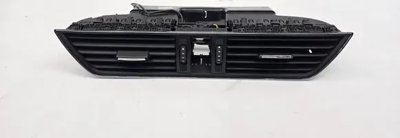 Skoda Superb B8 (3V) Dash center air vent grill 3V0820951C 09569 07092015