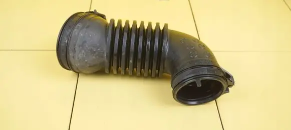 Honda CR-V Intercooler hose/pipe N22A2