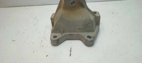 Jeep Grand Cherokee Engine mounting bracket 52124990