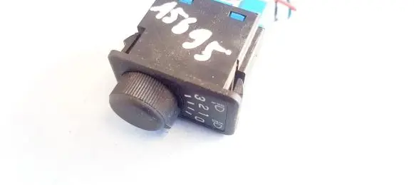 Nissan Primera Headlight level height control switch