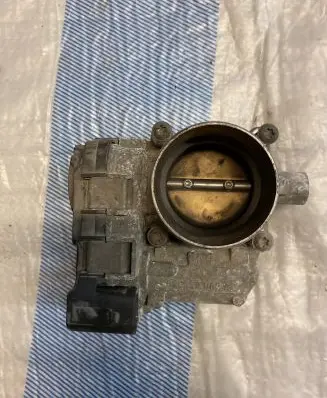 Audi A3 S3 8P Throttle valve 03C133062