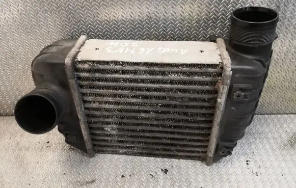 Audi A6 S6 C6 4F Intercooler radiator 4F0145805S