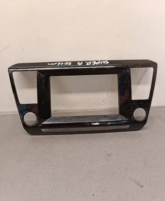Skoda Superb B8 (3V) Radio/GPS head unit trim 