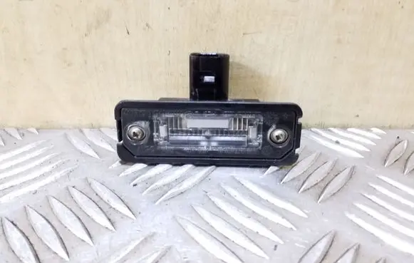 Volkswagen Phaeton Number plate light 1J6943021B