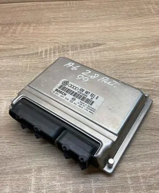 Audi A6 S6 C5 4B Engine control unit/module ECU 4D0907551R 0261204690