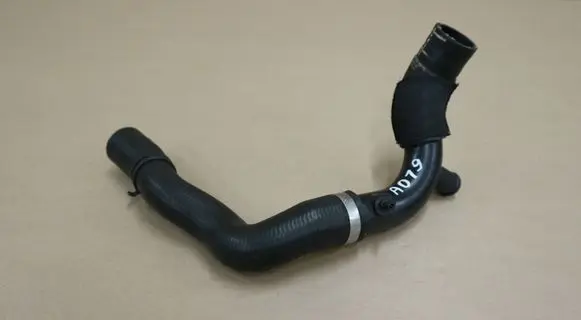 Audi A3 S3 A3 Sportback 8P Engine coolant pipe/hose 3C0122101FL 3C0121087A