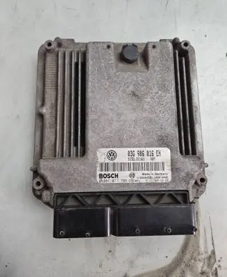 Volkswagen Touran I Engine control unit/module 03G906016EH 1039S04595 0281011786
