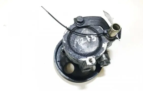 Mitsubishi Space Star Power steering pump 111040c