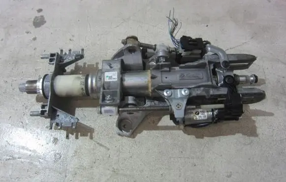 BMW 5 F10 F11 Steering wheel axle 6788155BMW
