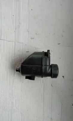 BMW 5 G30 G31 G38 Coolant expansion tank/reservoir cap 9485733 0L40864L 0HH944
