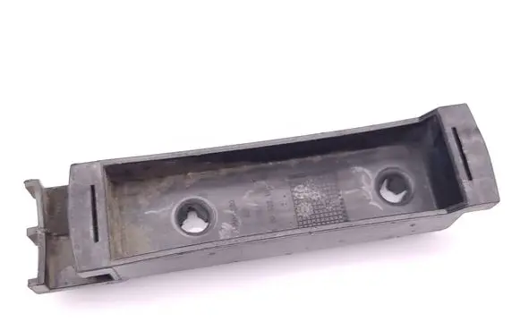Mercedes-Benz Sprinter W901 W902 W903 W904 Front bumper mounting bracket 9018850014