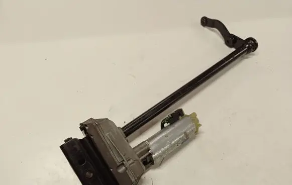 Volkswagen Golf IV Seat adjustment motor 0130002509