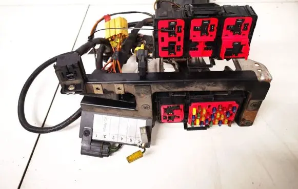 Fuse box set