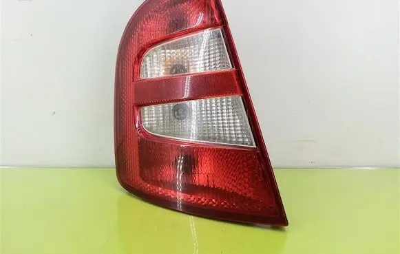 Skoda Fabia Mk1 (6Y) Rear/tail lights